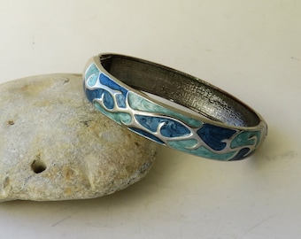 Vintage Bangle Bracelet Silver Blue Enamel Metal Bracelet Enamel Hinged Bracelet Jewelry Gift for her Tricolor Bracelet