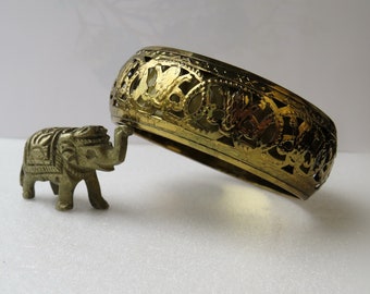 Vintage Gold Tone Bangle Bracelet: Wide Carved Boho Jewelry
