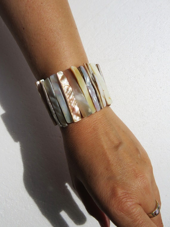 Armband Elasticated Shell Bracelet for Women Vint… - image 1