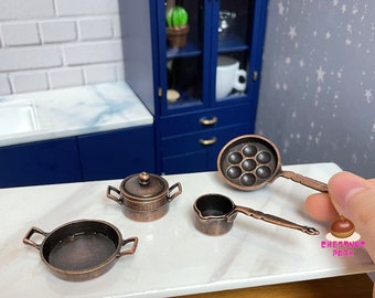 Miniature Vintage Cookware Set: Cooking Tiny Food | Miniature kitchen set