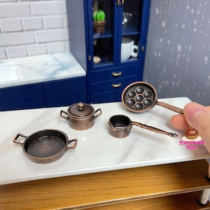 Miniature Vintage Cookware Set: Cooking Tiny Food | Miniature kitchen set