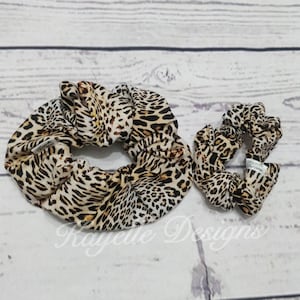 Leopard print Scrunchie