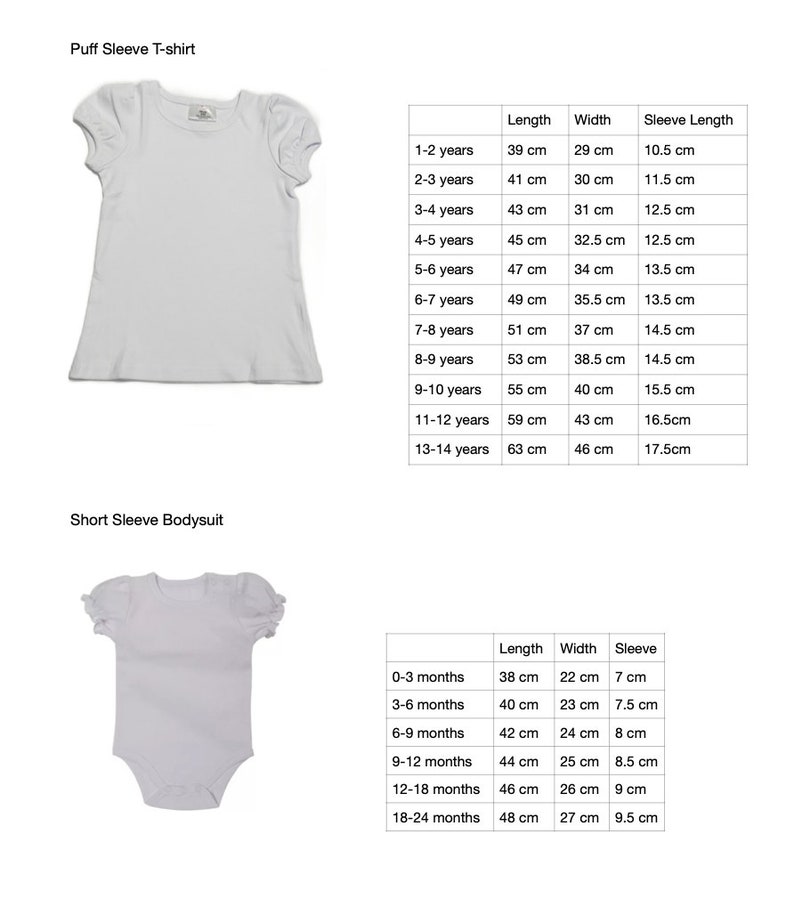 Może przedstawiać: Biały t-shirt z bufiastymi rękawami i białe body z kr&oacute;tkim rękawem. Obraz zawiera tabelę rozmiar&oacute;w z wymiarami w centymetrach dla obu ubrań. Rozmiary t-shirt&oacute;w wahają się od 1-2 lat do 13-14 lat. Rozmiary body wahają się od 0-3 miesięcy do 18-24 miesięcy.
