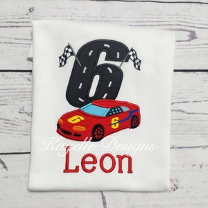 男の子用パーソナライズ レースカー T シャツ | 誕生日 | 刺繍 | フォーミュラ 1