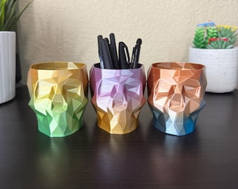 1.5mm Thick | Mini Skull | Gradient Pencil Holder | Pen holder | 3D Printed | 1.5mm Thick