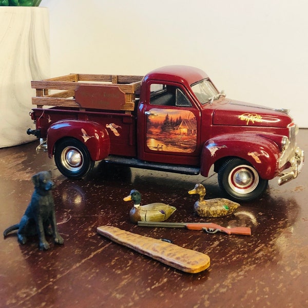 1:24 Scale 1947 Studebaker Duck Hunting Pickup Truck Model, Terry Redlin Artist, Missing Pieces,