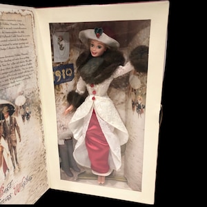 1995 Holiday Barbie Doll NIB