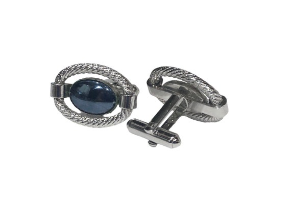Vintage oval shaped cuff links for men or women, … - image 1