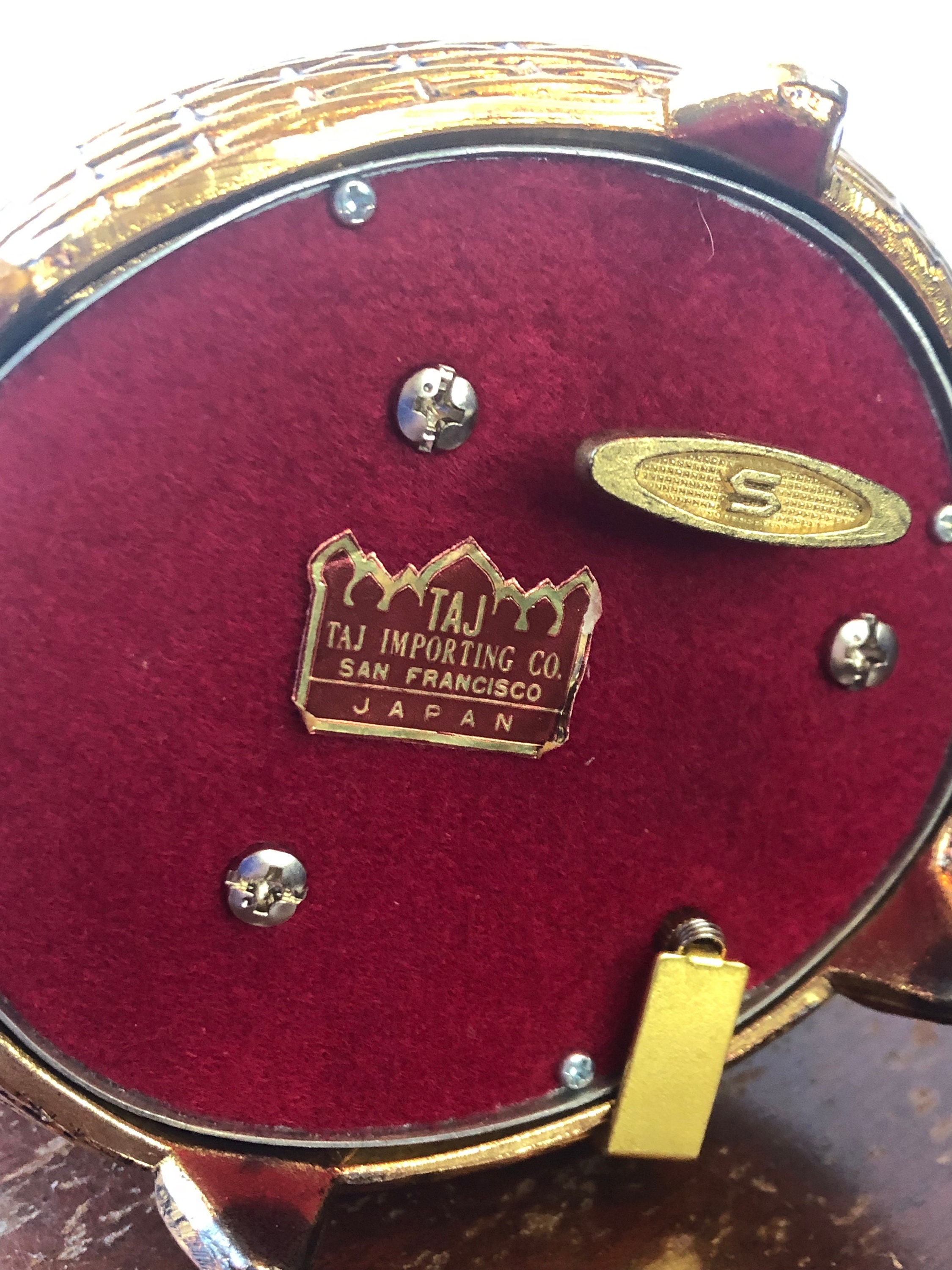 Vintage Hummingbird Music Box – 1960s Gold Mechanical