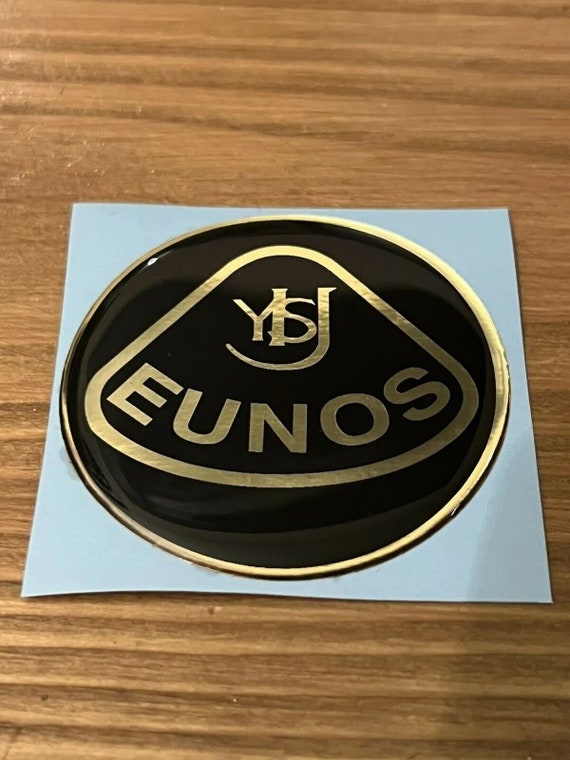 Mazda EUNOS MX-5 Roadster In Classic Red - Foto 6