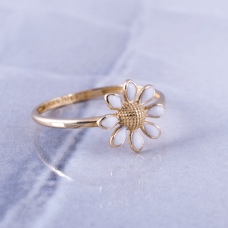 SHIPS NEXT DAY Minimalist Daisy Ring 14K Solid Gold Flower Ring Dainty Jewelry Gift for Her Yellow and White Gold Daisy Stacking Ring