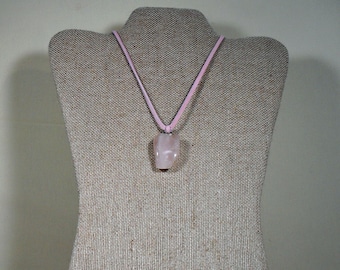 Rose quartz pendant, necklace