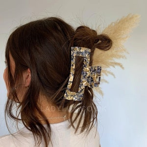 LADYLUX XXL Jumbo Hair Claw Clip, Extra Large Claw Clip, Mega Size Claw Clip great for Extra Thick Hair 2023 style Shade - Butterscotch