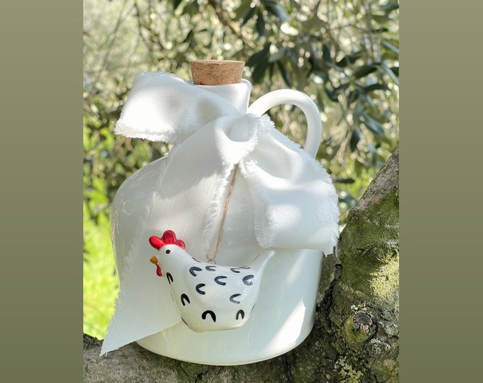 Handwerklich hergestellte Keramikflasche mit hochwertigem toskanischen Olivenöl extra vergine