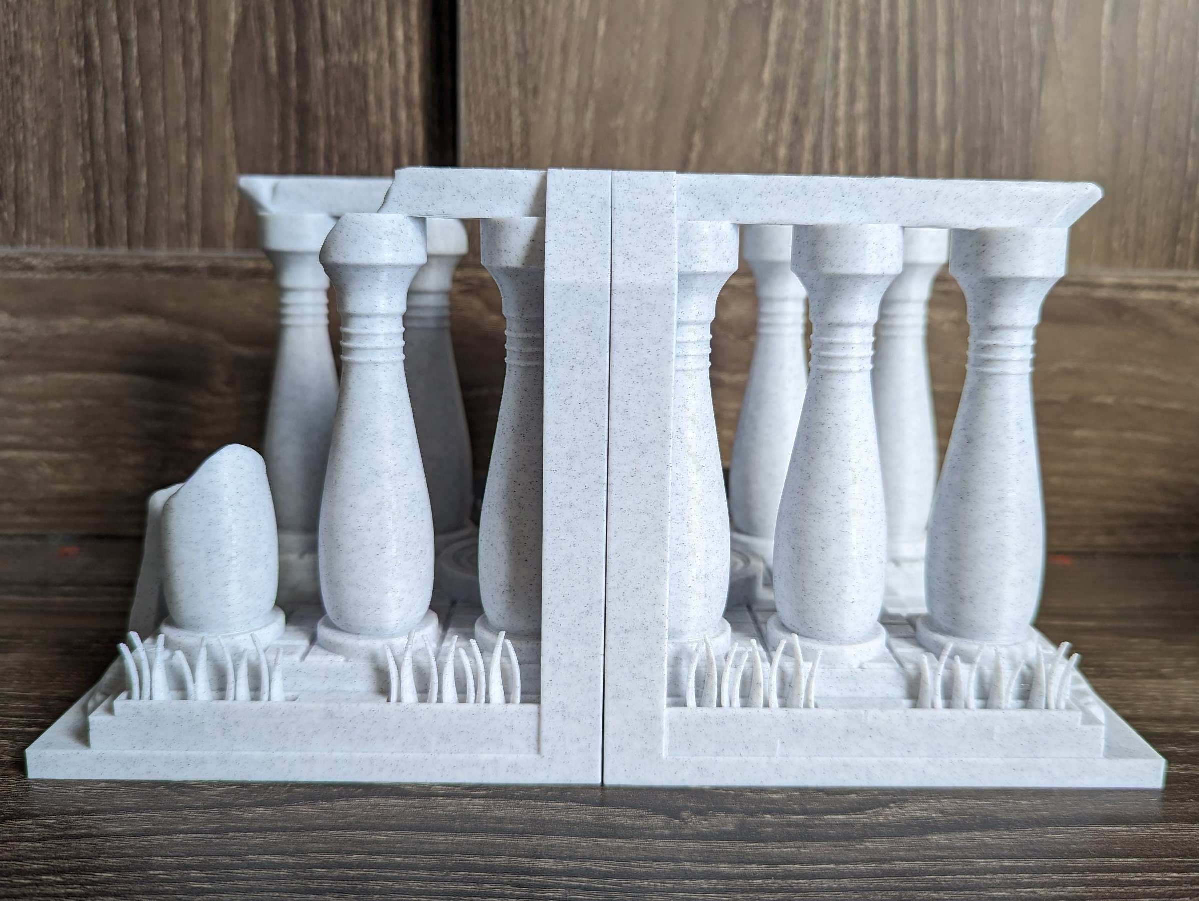 Fountain Courtyard Bookends