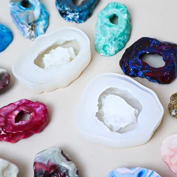 Geode Charm Silicone Mold | Druzy Mold | Epoxy Resin Art Crystal Quartz Pendants & Keychain Mould