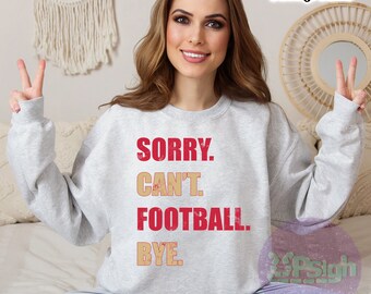 Diseño PNG de fútbol rojo y dorado / Lo siento, no puedo decir adiós al fútbol / Fútbol femenino / Diseño de camiseta / Diseño de fútbol por sublimación