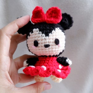 Wzór szydełkowy Myszki Minnie Amigurumi
