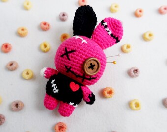 Lapin cauchemardesque Amigurumi Crochet Pattern