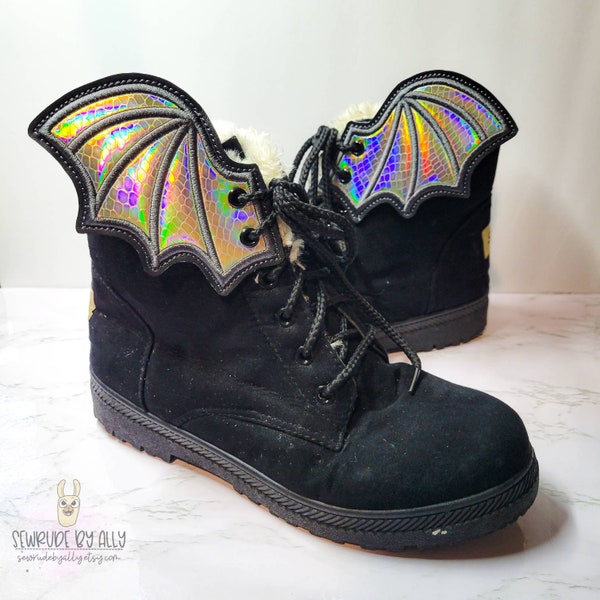 Ailes de chauve-souris pour bottes, accessoire de botte Goth, ailes de bottes brodées, ailes de roller, ailes holographiques, ailes de bottes de cosplay, ailes de festival