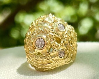 Bird Nest Design Diamond Ring in 18 Karat Gold