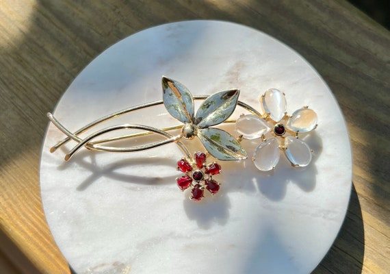 Tiffany & Co. Moonstone and Garnet Flower Pin. 19… - image 1