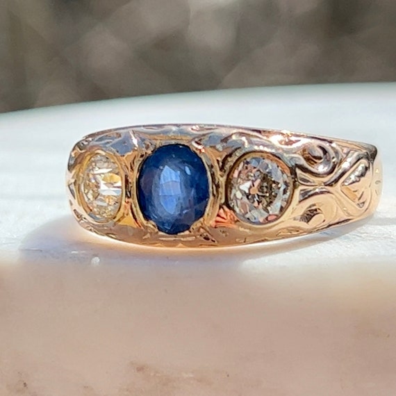 Vintage Sapphire and Old Mine Cut Diamond Ring in… - image 7