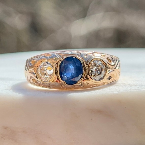 Vintage Sapphire and Old Mine Cut Diamond Ring in… - image 1