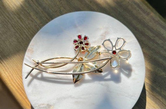 Tiffany & Co. Moonstone and Garnet Flower Pin. 19… - image 4