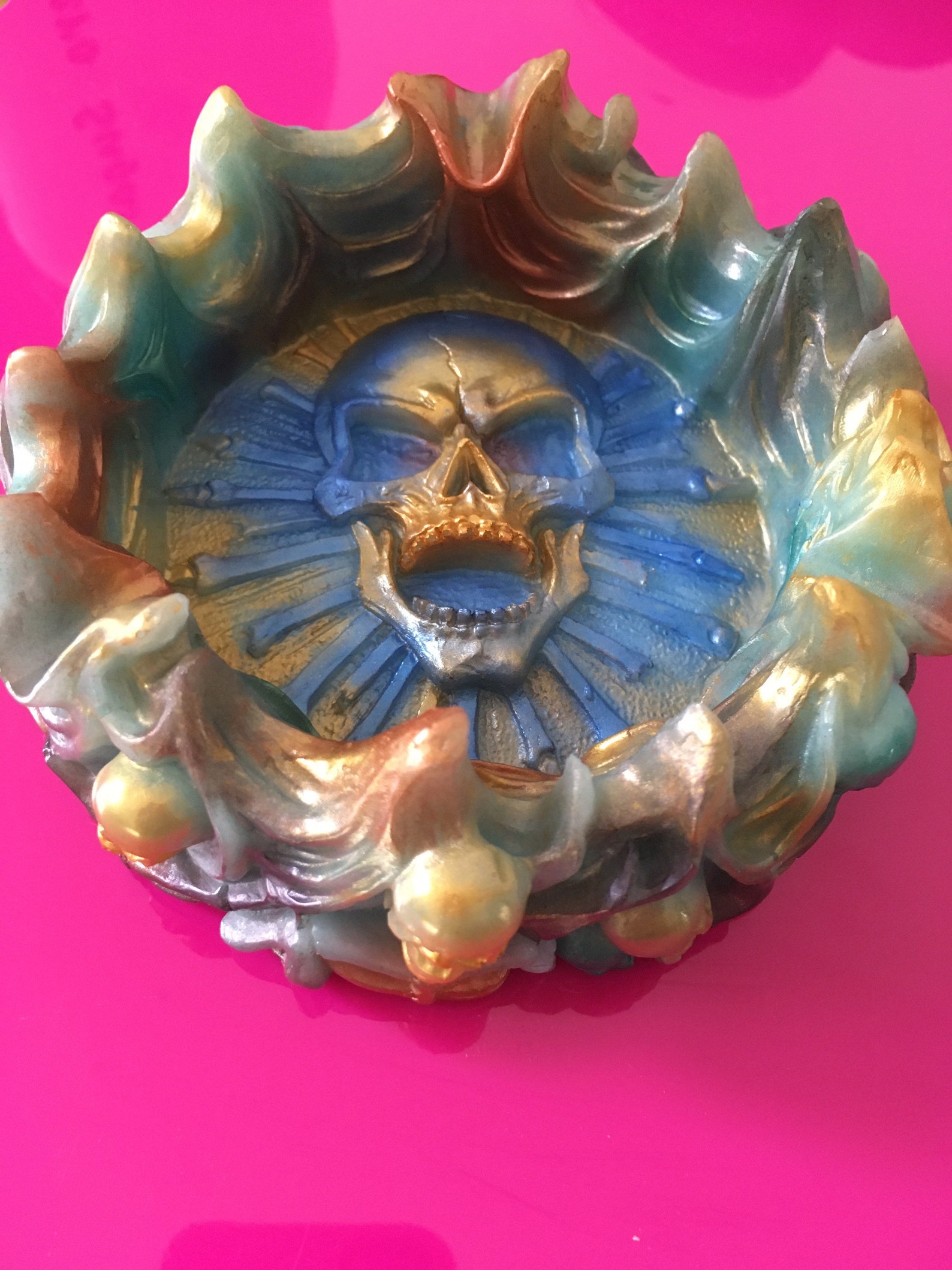 Ashtray in epoxy resin with skulls halloween party Etsy