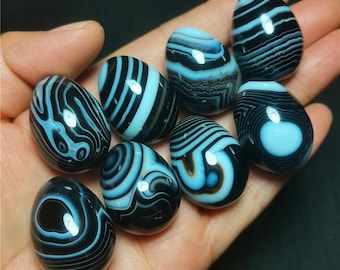 Huevo de ágata de Gobi natural: piedra curativa con bandas (18-20 g)