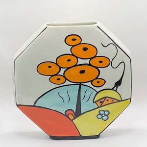LORNA BAILEY Old Elgreave Octagonal Wafer Vase in the &#39;Poolfields’ Pattern