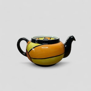 LORNA BAILEY Old Elgreave Small Teapot in the &#39;Sunburst&#39; pattern