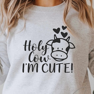 Kurczę, jestem słodka! Svg, Słodki dziecięcy onesie svg, Noworodkowy body svg, Plik krowy urodzinowej na koszulkę, Plik do cięcia dla Cricut i Silhouette