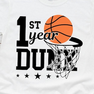 Dunk anniversaire 1re année, basket-ball 1er anniversaire tenue coupe fichier, basket-ball premier anniversaire svg, svg d'anniversaire de garçons, fichier de coupe pour Cricut