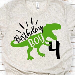 Dinosaur Birthday Boy 4º Svg, quatro aniversários T-Rex, 4º aniversário SVG, quarto aniversário Svg, arquivo de corte para Cricut e silhueta
