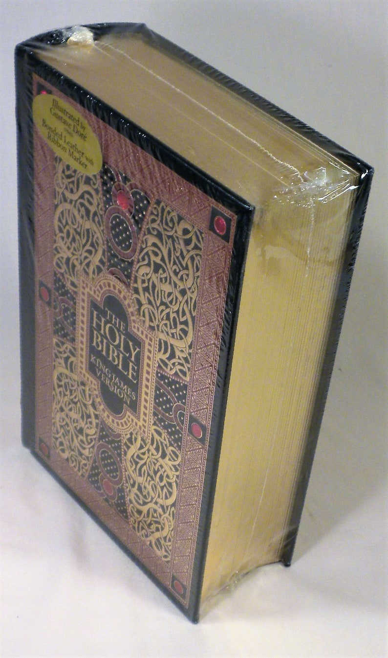 The Holy Bible: King James Version, Illustrated by Gustave Doré, Barnes ...