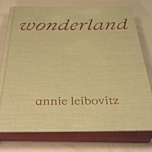 SIGNED, Annie Leibovitz: Wonderland, Annie Leibovitz, Foreword by Anna Wintour, First Edition, New image 1