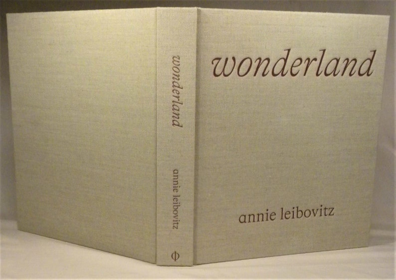 SIGNED, Annie Leibovitz: Wonderland, Annie Leibovitz, Foreword by Anna Wintour, First Edition, New image 3