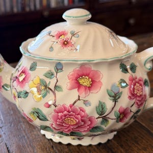 1950s James Kent Old Foley “Chinese Rose” Teapot – Made in England