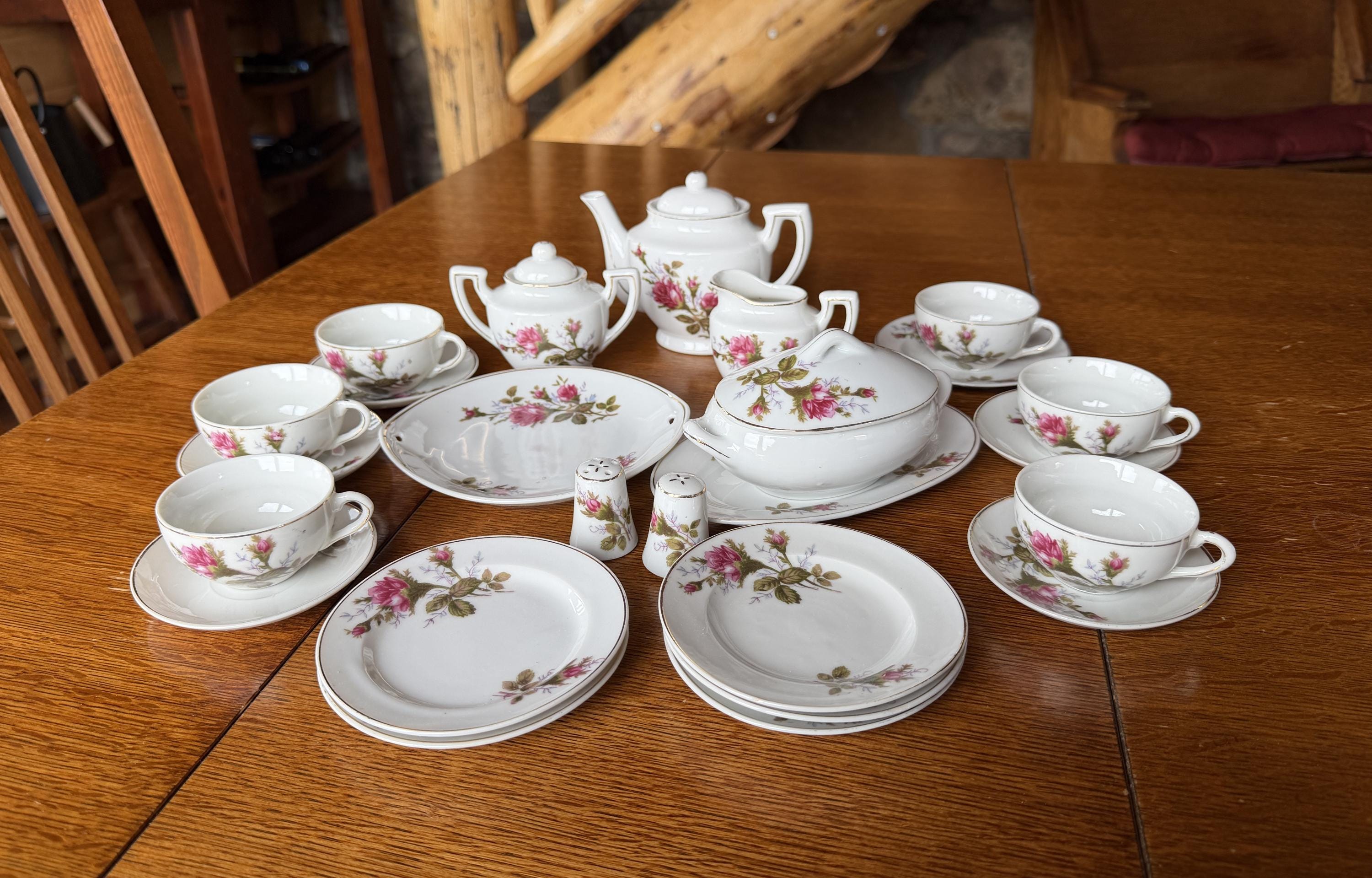 Vintage Moss Rose Toy Tea Set 29 Pieces Complete in Original Box