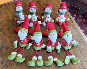 Juego de 8 servilleteros navideños de madera vintage - Papá Noel y muñeco de nieve caprichosos con piernas colgantes - Decoración de mesa navideña de madera pintada a mano