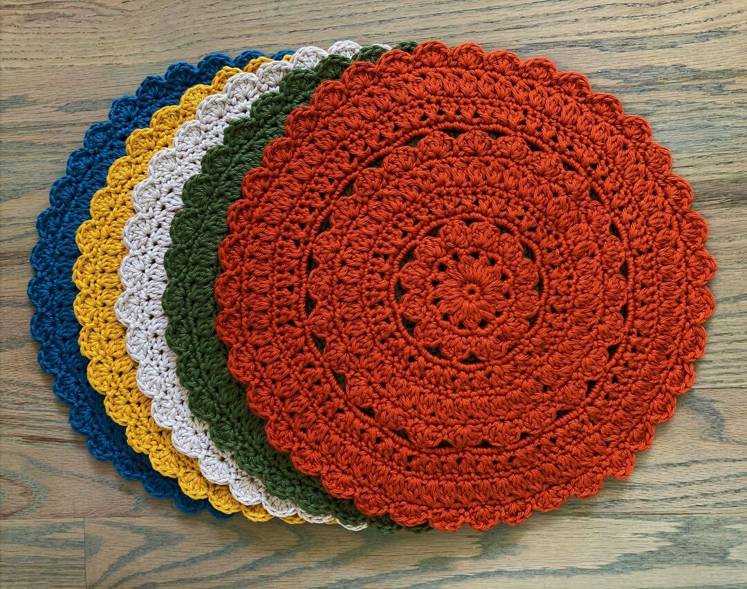 Everyday Placemats 14 Round Doilies Placemats for Dinner Etsy