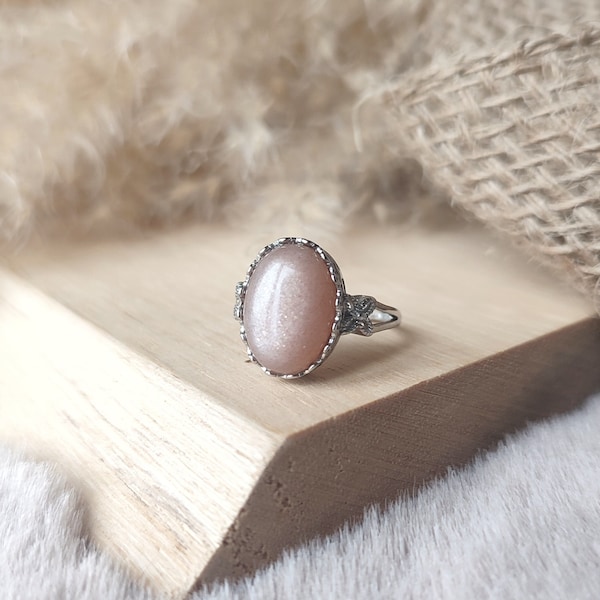 Bague en argent s925 et cabochon en Péristerite, Pierre de Lune ou Améthyste