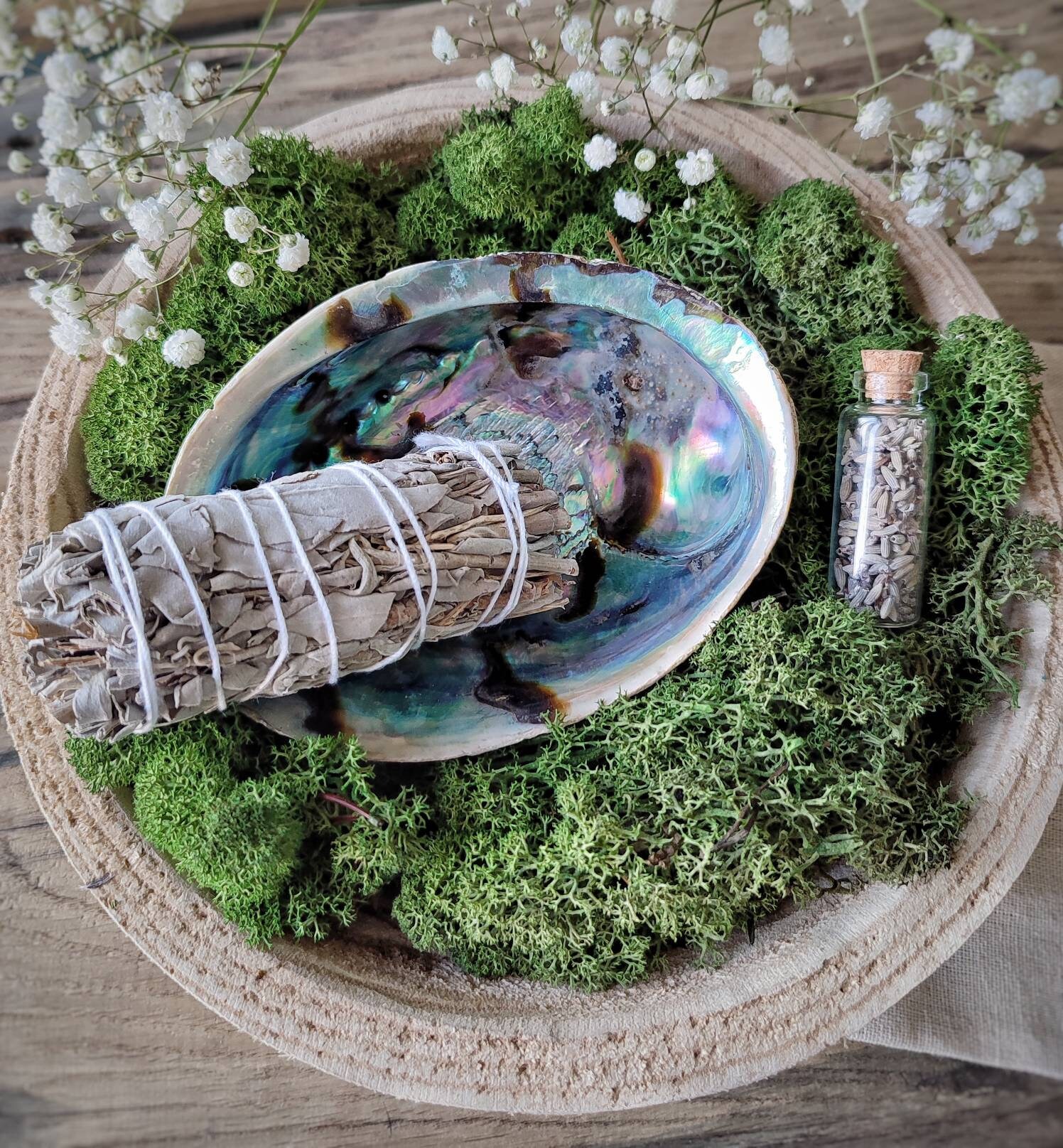 Kit Rituel de Purification avec Coquille d'ormeaux Abalone, Bâton Sauge Amérindienne et Fiole Lavand