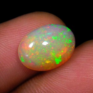 13x9,5 MM> 2,50 Karat, natürlicher äthiopischer Opal, glatter ovaler Cabochon, Feueropal, exklusiver Opal-Edelstein, hochwertige Cabs, Mediation Opal
