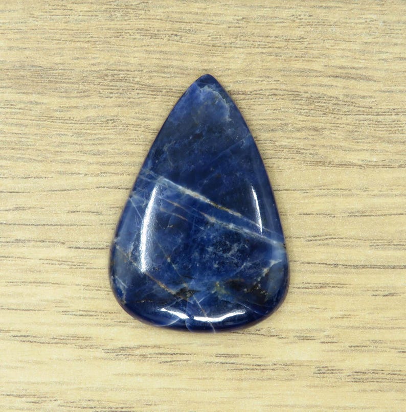Large Teardrop Sodalite Cabochon Blue 7.55g 27.4mm x 39.7mm - Loose Gemstone imagem 2