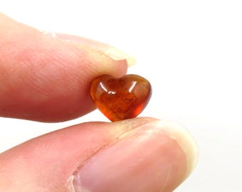 8mm Garnet Carved Heart Cabochon 0.48g, Loose Gemstone, Flat Back
