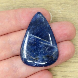 Large Teardrop Sodalite Cabochon Blue 7.55g 27.4mm x 39.7mm - Loose Gemstone imagem 1