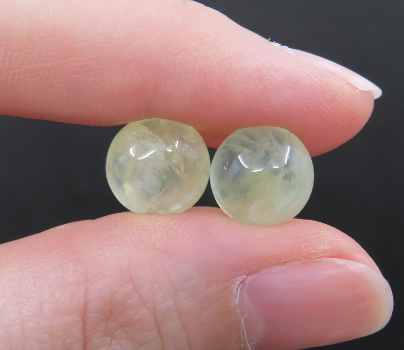 Seconds - 5 Round Green Prehnite Cabochons 5.27g 11mm, Loose Gemstone Lot bild 3